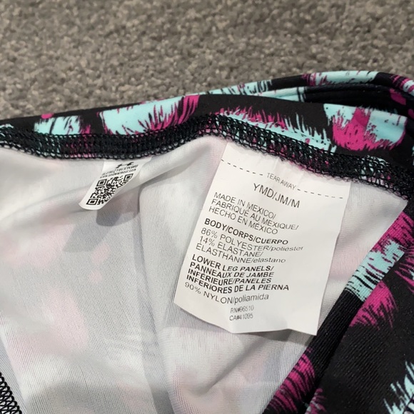 Under Armor Cheetah set - Picture 7 of 12